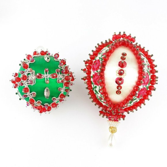 Vintage Satin Beaded Push Pin Christmas Ornaments Red Green Cream Lot Of 2 - Picture 1 of 12